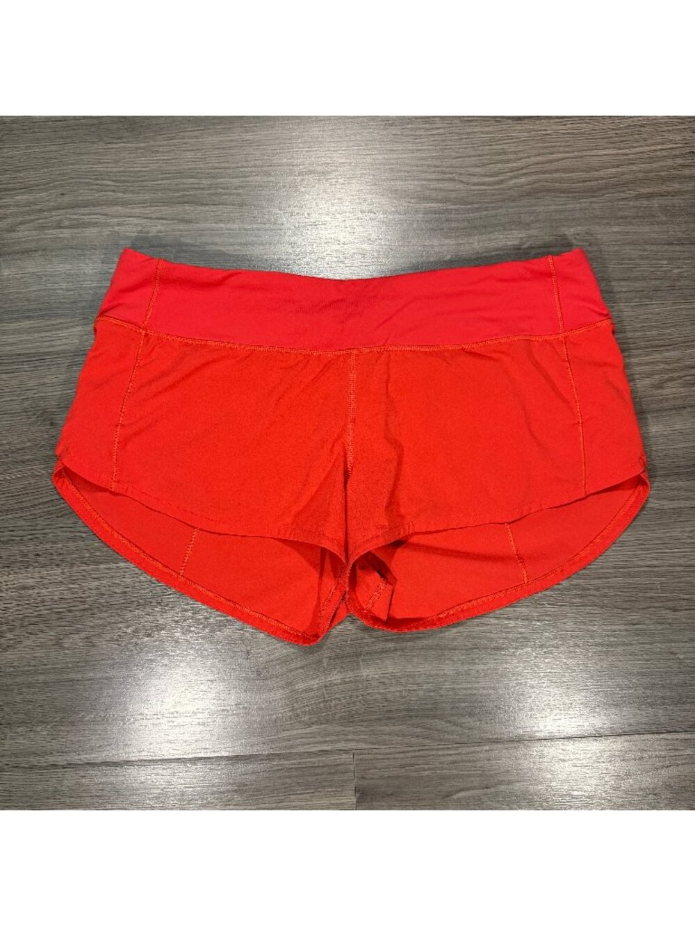 Lululemon Women's Speed Up Low-Rise Short 2.5" - Red - Picture 2 of 9
